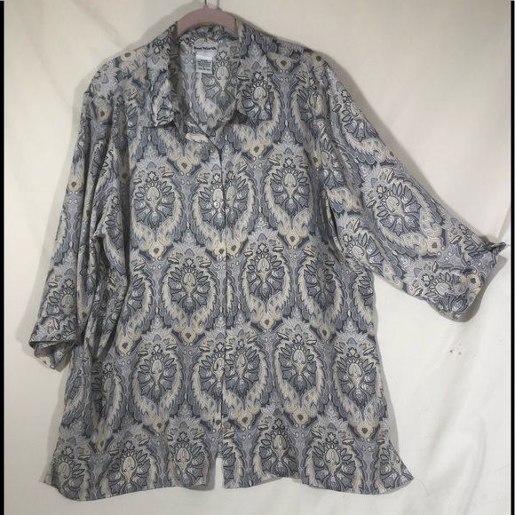 Bon Worth Tops - 4 for $ 30 Bon Worth blouse gray and soft yellow L